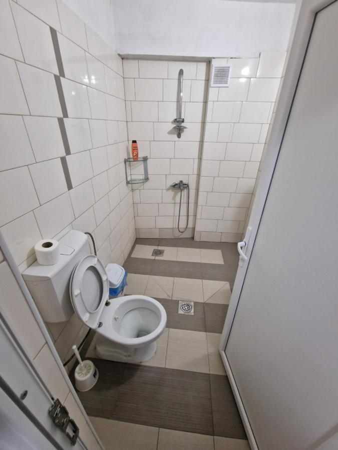 Hotel Yal Restaurant Tetovo Kültér fotó