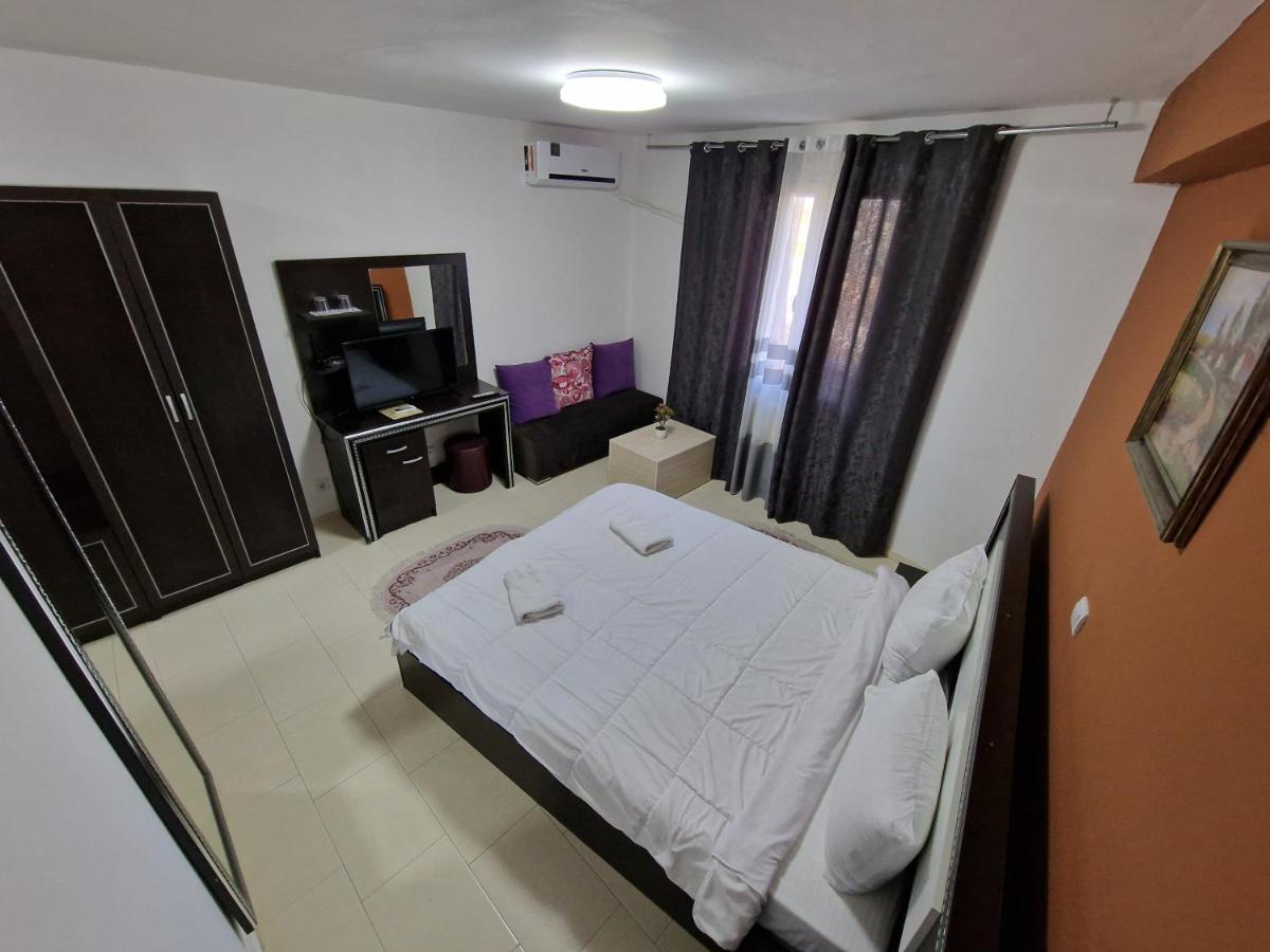 Hotel Yal Restaurant Tetovo Kültér fotó