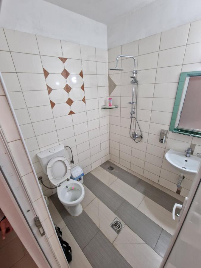 Hotel Yal Restaurant Tetovo Kültér fotó