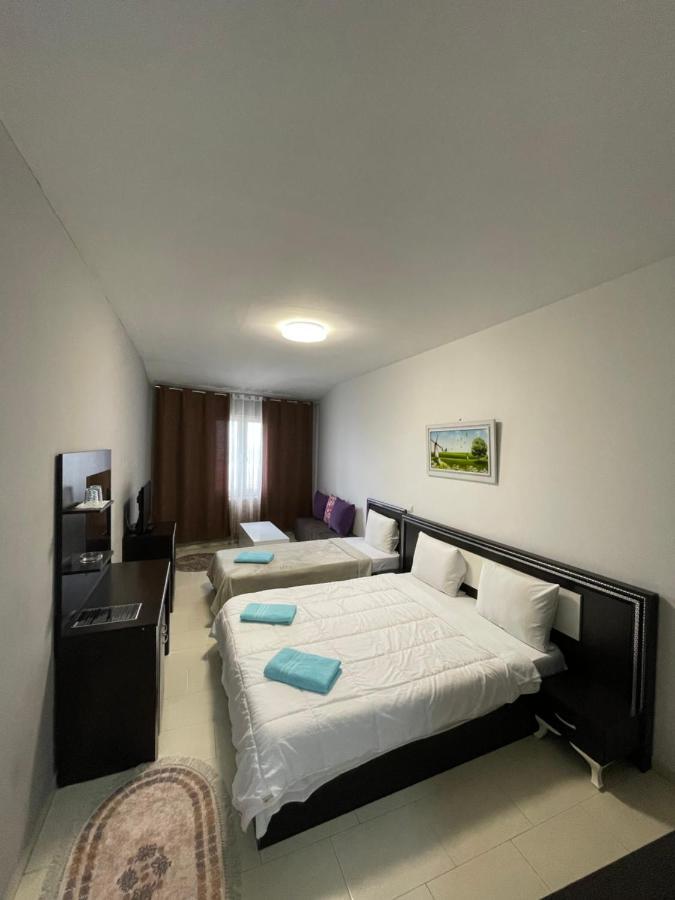 Hotel Yal Restaurant Tetovo Kültér fotó