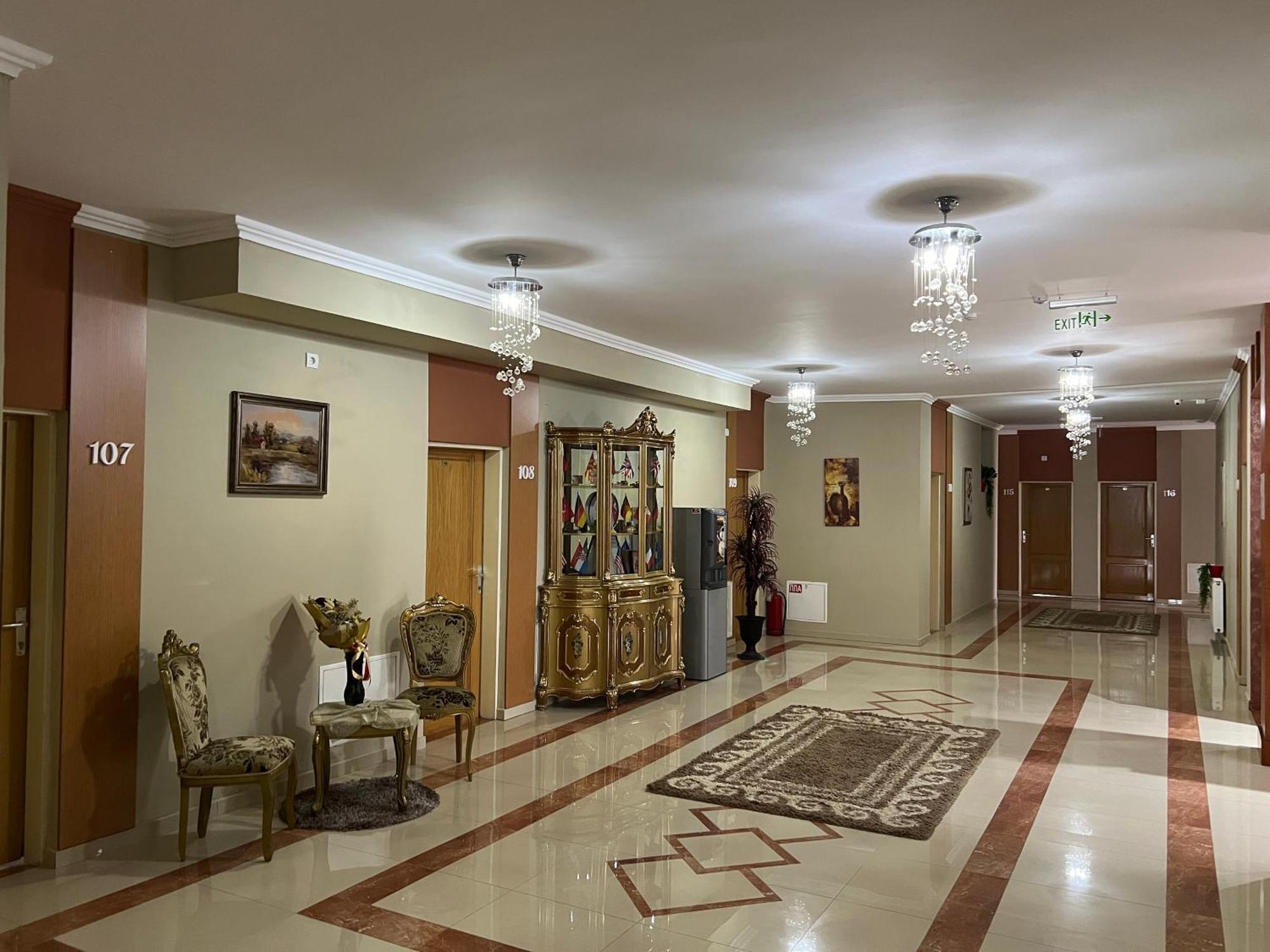 Hotel Yal Restaurant Tetovo Kültér fotó